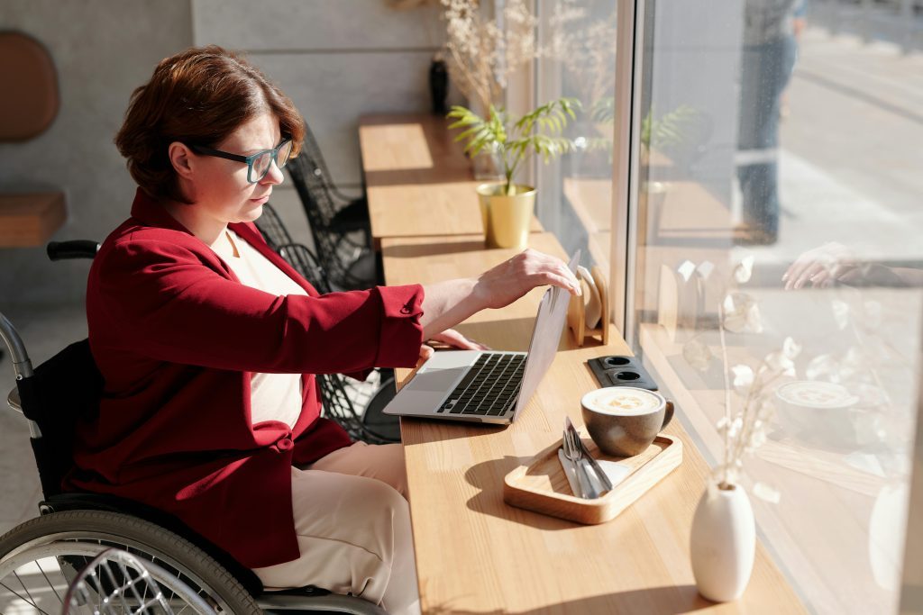 Wheelchair Manufacturers in Canada | Wheelchair Canada | Top Wheelchair Dealers Across Canada Recommended by Occupational Therapistspower-plus-mobility